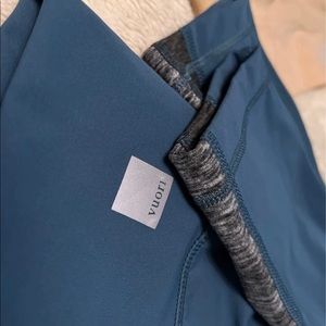 XL VUORI athletic leggings